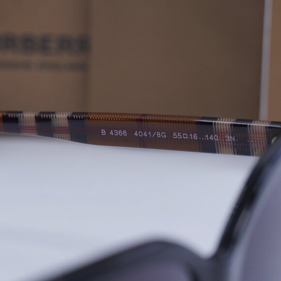 Final Price! Burberry BE4366 40418G Tamsin Sunglasses - Picture 7 of 9